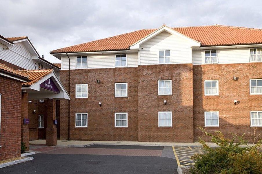 Premier Inn 첼름스퍼드 외부 사진